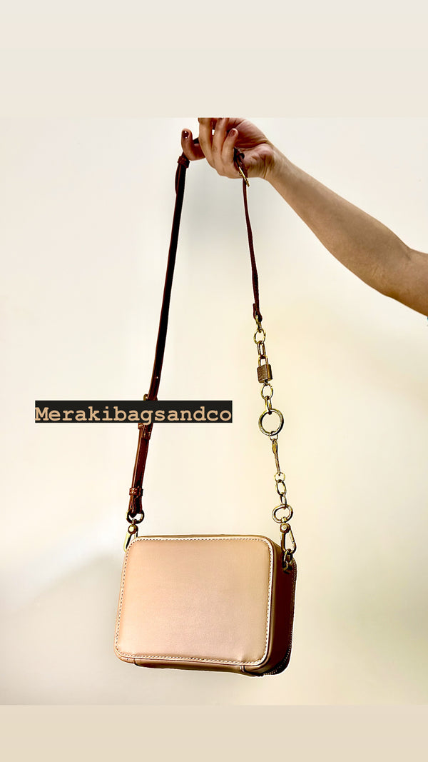 ORIGINAL CHARLES AND KEITH CHUNKY CHAIN HANDLE TWO - WAY ZIP CROSSBODY - CREAM