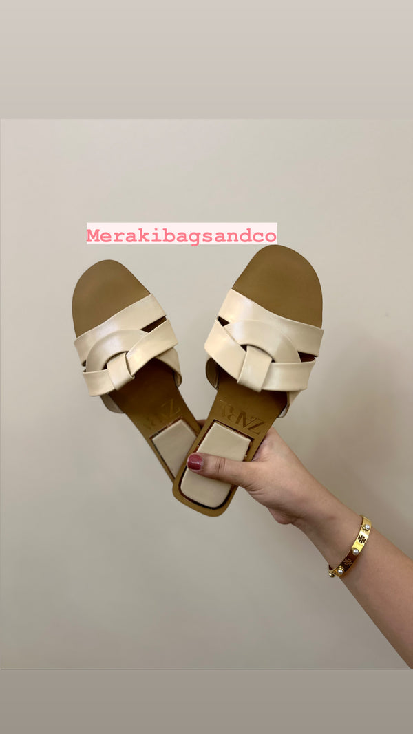 ZARA FLAT CROSSED LEATHER SANDALS