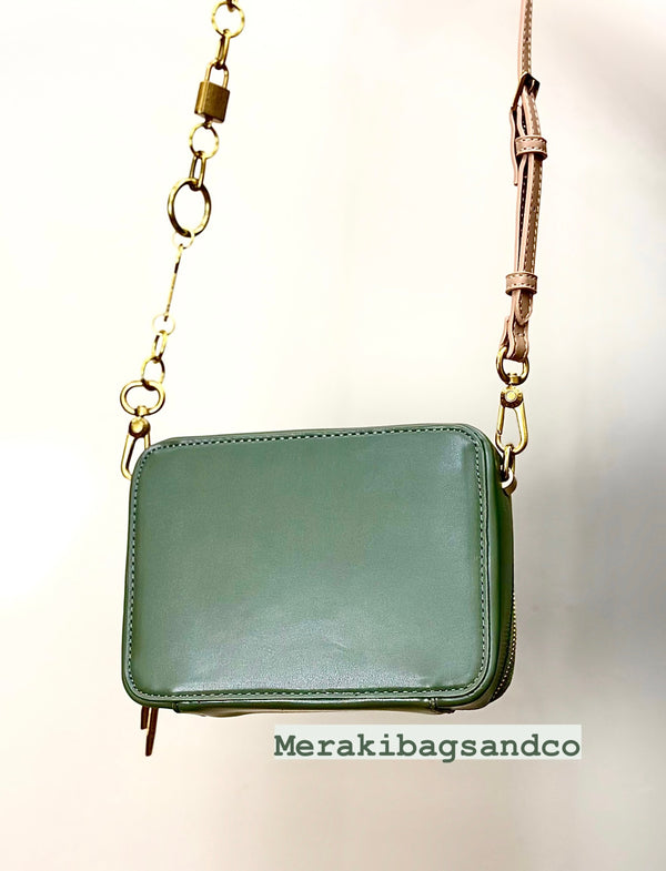 ORIGINAL CHARLES AND KEITH CHUNKY CHAIN HANDLE TWO - WAY ZIP CROSSBODY - DARK GREEN