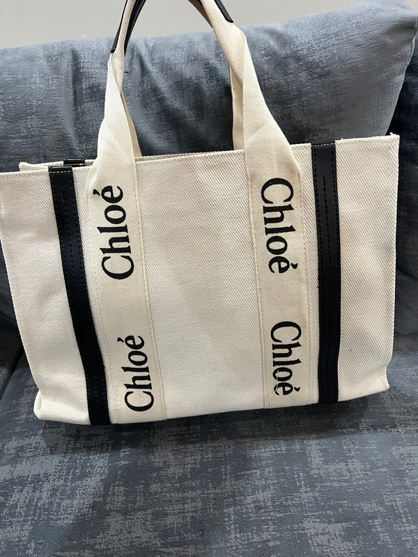 CHLOE WOODY LINEN TOTE