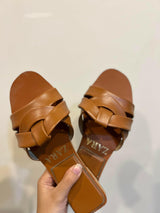 ZARA FLAT CROSSED LEATHER SANDALS